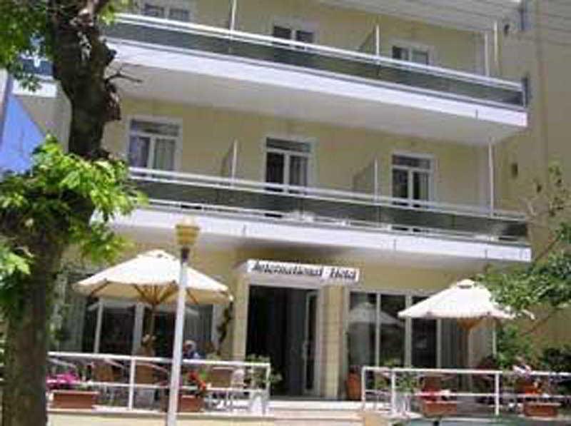 International Hotell 3*