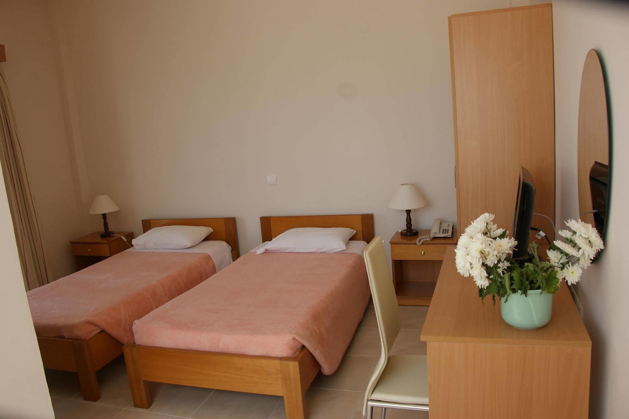 International Hotell 3*
